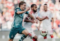 Borussia Moenchengladbach kalah 1-2 saat bertandang ke markas Cologne di Stadion RheinEnergie, Minggu (11/10) malam WIB. (Foto: IG @borussia)