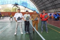 Wali Kota Bukittinggi, Ramlan Nurmatias membuka cabor Pickleball Porprov XVI Sumbar 2026 di GOR Bermawi, Senin (5/10/2026). (Foto: Diskominfo Bukittinggi)