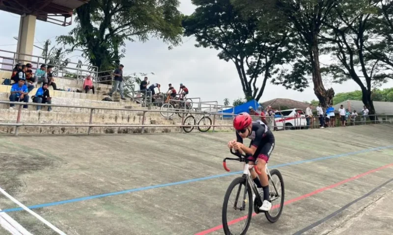 Kontingen Kota Padang mendominasi Cabor Balap Sepeda Porprov XVI Sumbar 2026 dengan torehan 9 medali. (Foto: Pemko Padang)