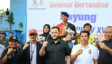 Wali Kota Padang, Fadly Amran usai penyerahan medali cabor dayung Porprov XVI Sumbar 2026 di Banjir Kanal GOR H. Agus Salim, Minggu (11/10/2026). (Foto: Pemko Padang)