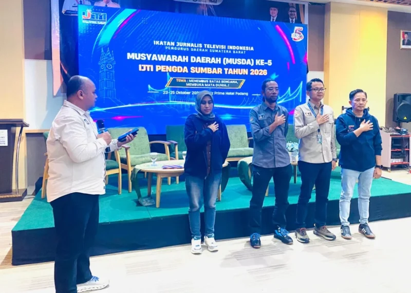 Defri Mulyadi kembali terpilih sebagai Ketua IJTI Sumbar 2026–2030. (Foto: IJTI Sumbar)