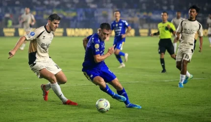 Dewa United vs Persib Bandung berakhir 2-2