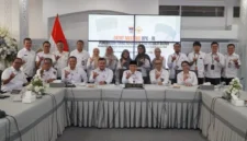 Wakil Wali Kota Padang Maigus Nasir saat menghadiri Entry Meeting pemeriksaan kepatuhan belanja daerah di Gedung Putih, Rumah Dinas Wali Kota, Rabu (28/10/2026). (Foto: Pemko Padang)