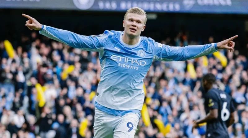 Pemain Manchester City Erling Haaland melakukan selebrasi usai mencetak gol ke gawang Ipswich Town. (Foto: IG @mancity)