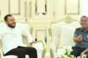 Wali Kota Padang Fadly Amran saat menerima kunjungan pamitan Laksamana Muda TNI Sarimpunan Tanjung di Kediaman Resmi Wali Kota Padang, Selasa (13/10/2026). (Foto: Pemko Padang)