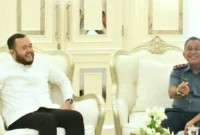 Wali Kota Padang Fadly Amran saat menerima kunjungan pamitan Laksamana Muda TNI Sarimpunan Tanjung di Kediaman Resmi Wali Kota Padang, Selasa (13/10/2026). (Foto: Pemko Padang)