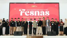 Wakil Wali Kota Padang Maigus Nasir saat membuka Festival Nasyid Sumbar 2026 di Palanta Kediaman Resmi Wali Kota Padang, Sabtu (31/10/2026). (Foto: Pemko Padang)