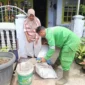 Pemko Padang memperkuat pengelolaan sampah terpadu melalui gerakan pilah sampah dari rumah. (Foto: Pemko Padang)
