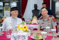 Gubernur Sumbar, Mahyeldi Ansharullah saat menerima kunjungan Kapolda Sumbar Irjen Pol. Jawari di Istana Gubernuran Sumbar, Jumat (16/10/2026). (Foto: Adpsb)