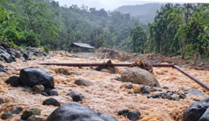 Hujan deras ganggu distribusi air bersih