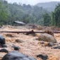 Hujan deras yang mengguyur Kota Padang mengakibatkan sejumlah intake Perumda Air Minum Kota Padang ikut terdampak. Akibatnya, distribusi air bersih kepada pelanggan berpotensi terganggu. (Foto: IG @perumdampadang)