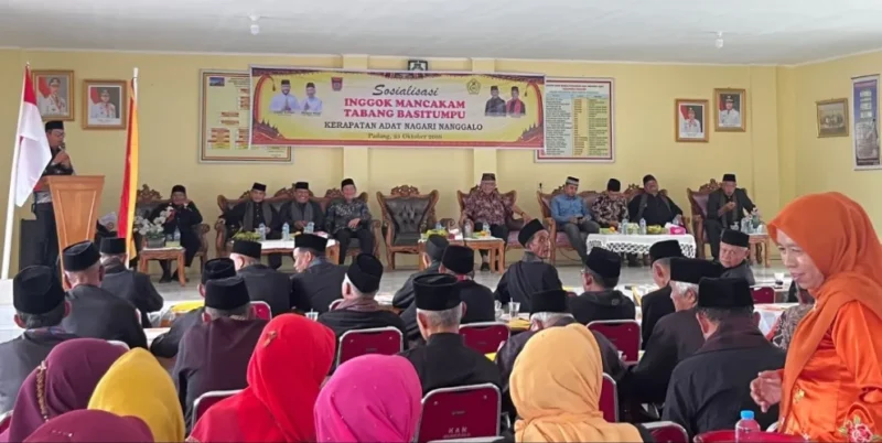 Sosialisasi Adat KAN Nanggalo di Kantor KAN Nanggalo, Kecamatan Nanggalo, Minggu (25/10/2026). (Foto: Pemko Padang)
