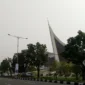 Kabut asap menyelimuti Kota Padang. (Foto: Dok. Pribadi)