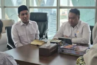 Kemenhaj dan OJK membahas skema perlindungan dana jemaah umrah melalui rekening penampungan dan layanan keuangan yang aman. (Foto: Kemenhaj)