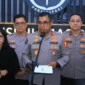Kepala Divisi Humas Polri Irjen Pol Johnny Eddizon Isir memberikan keterangan pers. (Foto: Humas Polri)