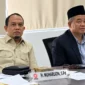 Ketua DPRD Padang Muharlion dan Ketua Komisi IV Iskandar saat rapat kerja komisi. 