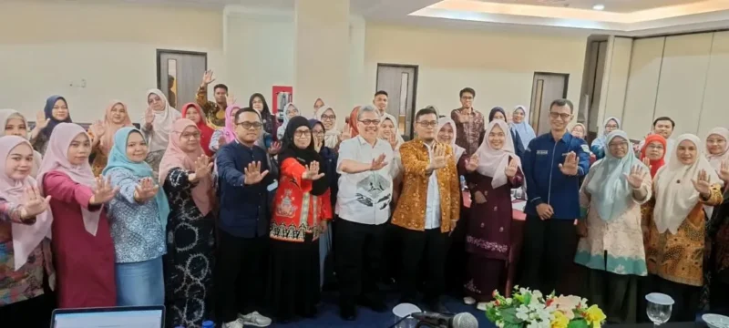 Ketua DPRD Provinsi Sumbar, Muhidi saat kegiatan Pelatihan Konvensi Hak Anak. (Foto: Ist)