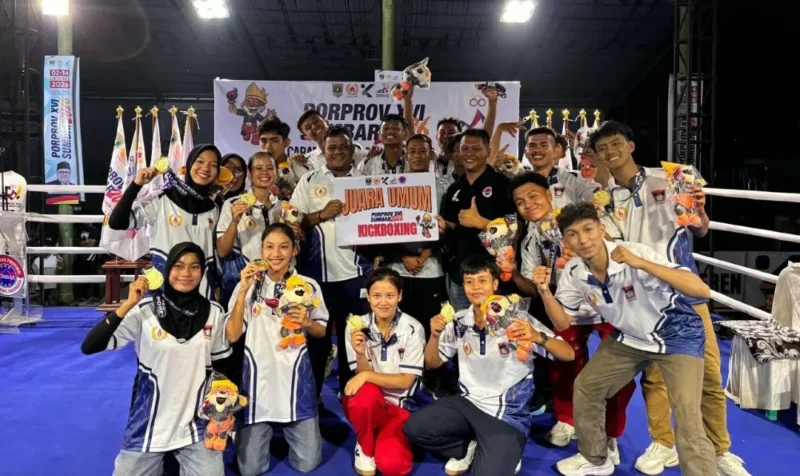 Kickboxing Kota Padang juara umum Porprov XVI Sumbar 2026 dengan raihan 15 emas, satu perak, dan tiga perunggu. (Foto: Pemko Padang)