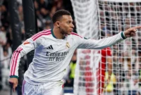 Kylian Mbappe mencetak dua gol saat Real Madrid menggilas Sevilla 4-1 di Santiago Bernabeu, Senin (19/10) dini hari WIB. (Foto: IG @realmadrid)