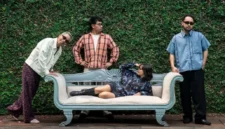 Lafa Pratomo, Ari Lesmana, dan White Chorus Hadirkan Juara Dua. (Foto: IG @podcastsomestory)