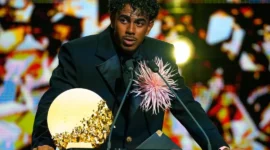 Lamine Yamal raih gelar Pemain Muda Terbaik Ballon d'Or 2026. (Foto: IG @fcbarcelona)