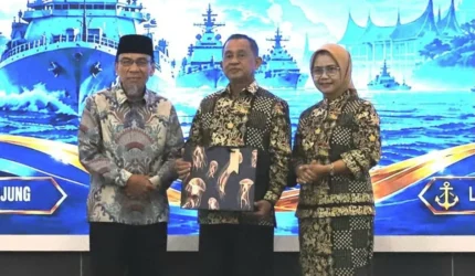 Lepas sambut Komandan Kodaeral II Padang