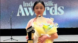 Lindee Cremona meraih Indomusik Awards 2026 lewat lagu Kucing - di Tempat Biasa. (Foto: IG @podcastsomestory)