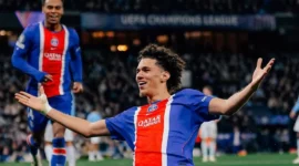 Pemain PSG Magnes Akliouche merayakan gol ke gawang Manchester City dalam lanjutan Liga Champions di Etihad Stadium, Kamis (15/10/2026). (Foto: IG @psg)