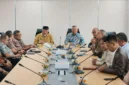 Gubernur Sumbar, Mahyeldi Ansharullah saat bertemu dengan Plt Kepala Badan Bank Tanah, Hakiki Sudrajat, di Jakarta pada Selasa (6/10/2026). (Foto: Adpsb)