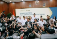 Menteri ESDM Bahlil Lahadalia usai konferensi pers tentang ketahanan energi nasional, Senin (26/10/2026). (Foto: Kementerian ESDM)
