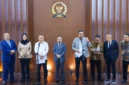 Menteri UMKM Maman Abdurrahman dalam konferensi pers di Gedung DPR, Senayan, Jakarta, Kamis (8/10). (Foto: Kementerian UMKM)