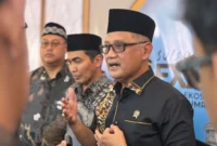 Menhaj Mochamad Irfan Yusuf saat kegiatan di Taman Sultan Hasanuddin, Kabupaten Gowa, Sulawesi Selatan, Sabtu (17/10/2026). (Foto: Kemenhaj)