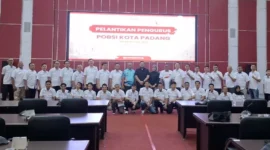 Pelantikan Pengurus POBSI Padang periode 2026–2030 di Ruang Bagindo Aziz Chan, Balai Kota Padang, Sabtu (24/10/2026). (Foto: Pemko Padang)