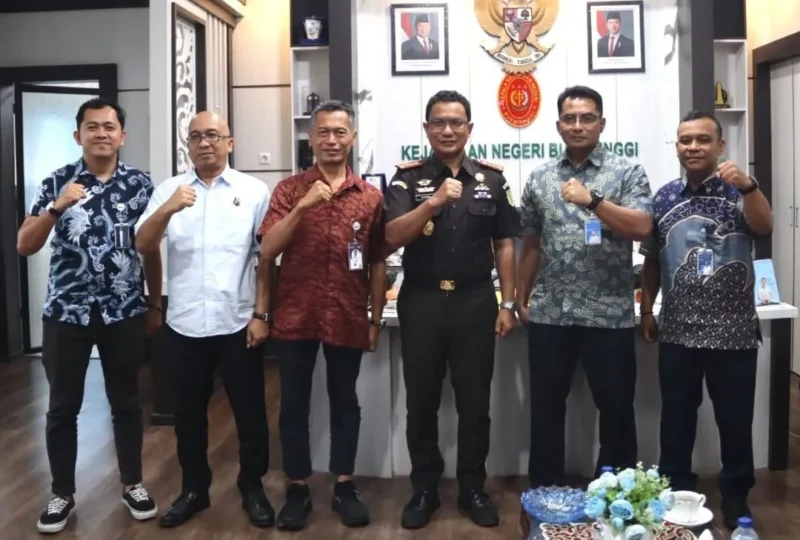 KAI Divre II Sumbar memperkuat sinergi dengan Kejari Bukittinggi untuk melindungi aset perusahaan dan mendukung kepastian hukum. (Foto: KAI Divre II Sumbar)