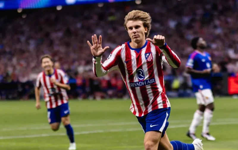 Pablo Barrios merayakan gol ke gawang Manchester United pada laga kedua fase Liga Champions 2026/2027 di Riyadh Air Metropolitano, Rabu (14/10/2026) dini hari WIB. (Foto: IG @atleticodemadrid)