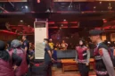 Personel Polda Sumbar saat patroli gabungan di tempat hiburan malam Kota Padang. (Foto: Polda Sumbar)