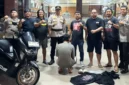 Polresta Padang mengamankan terduga pelaku pembunuhan seorang wanita di salah satu hotel di Padang. (Foto: Ist)