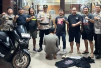 Polresta Padang mengamankan terduga pelaku pembunuhan seorang wanita di salah satu hotel di Padang. (Foto: Ist)
