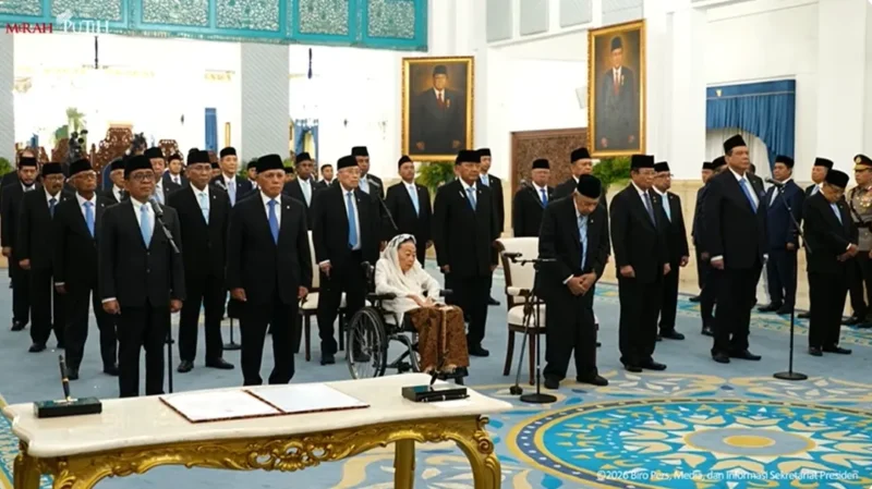Presiden Prabowo Subianto melantik Dewan Pertimbangan Presiden (Wantimpres) di Istana Kepresidenan, Jumat (2/10/2026). (Foto: YT Sekretariat Presiden)