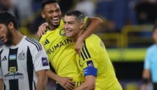 Cristiano Ronaldo bersama pemain Al Nassr merayakan gol ke gawang Neftchi Fergana pada matchday kedua AFC Champions League, Selasa (13/10/2026) dini hari WIB. (Foto: IG @alnassr)