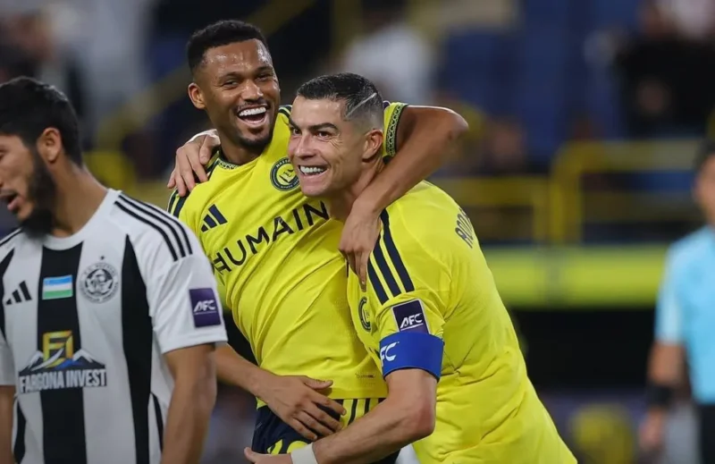 Cristiano Ronaldo bersama pemain Al Nassr merayakan gol ke gawang Neftchi Fergana pada matchday kedua AFC Champions League, Selasa (13/10/2026) dini hari WIB. (Foto: IG @alnassr)