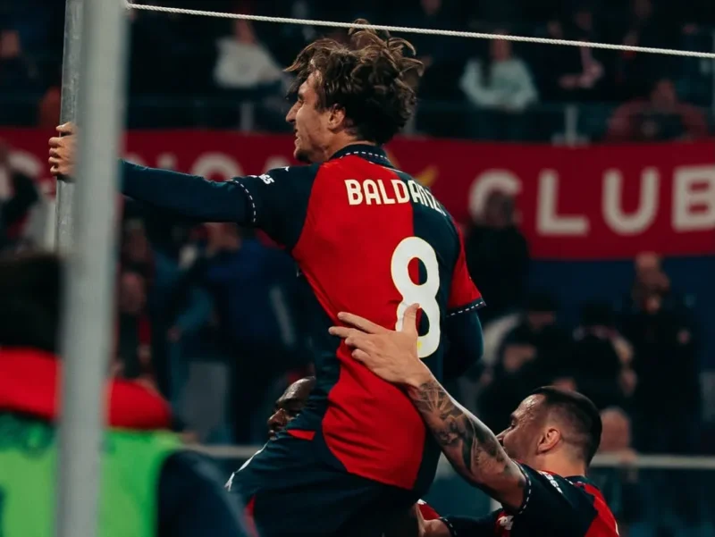 Pemain Genoa merayakan gol ke gawang Juventus. (Foto: IG @genoacfc)