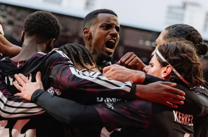 Pemain Liverpool merayakan gol ke gawang Brentford pada lanjutan Liga Inggris, Sabtu (17/10/2026) malam WIB. (Foto: IG @liverpoolfc)