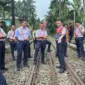 KAI Divre II Sumbar memeriksa kondisi jalur kereta api Padang–Bukit Putus–Indarung. (Foto: KAI Divre II Sumbar)