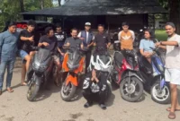 Polda Sumbar mengamankan para pelaku bersama barang bukti. (Foto: Polda Sumbar)