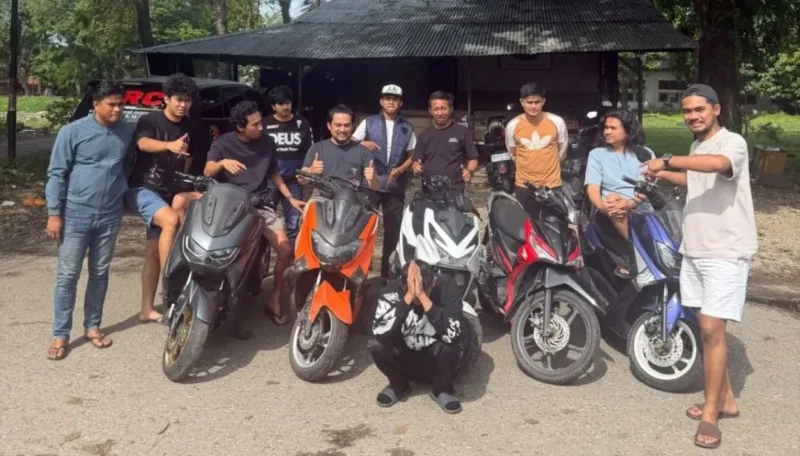 Polda Sumbar mengamankan para pelaku bersama barang bukti. (Foto: Polda Sumbar) 