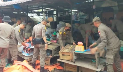 Penertiban PKL Sandang Pangan