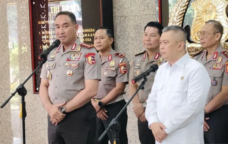 Kapolri Jenderal Pol. Suyudi Ario Seto menerima audiensi Menteri Perhubungan Dudy Purwagandhi di Mabes Polri, Jakarta, Rabu (21/10/2026). (Foto: Humas Polri)