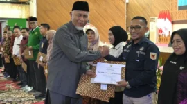 Peningkatan Kapasitas Wirausaha Terdampak Bencana melalui Klinik UMKM Minang Bangkit Regional II Sumbar di Auditorium Unand, Jumat (2/10/2026). (Foto: Adpsb)