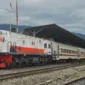 Minat WNA menggunakan layanan kereta api lokal di Sumbar menunjukkan tren positif. (Foto: KAI Divre II Sumbar)